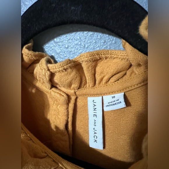 Janie & Jack Quilted Puff Short Sleeve Girls Dress Size 10 Gold/Brown EUC - Picture 3 of 3